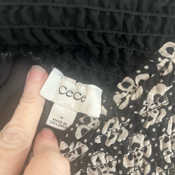 NWT Cece Women's Printed Tiered Smock-Waist Maxi Skirt - Picture 4 of 9